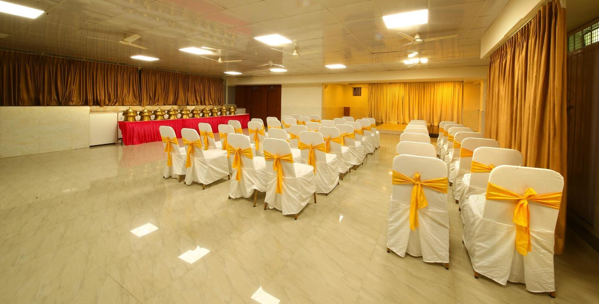 Royal Stay Bangalore Bagian luar foto