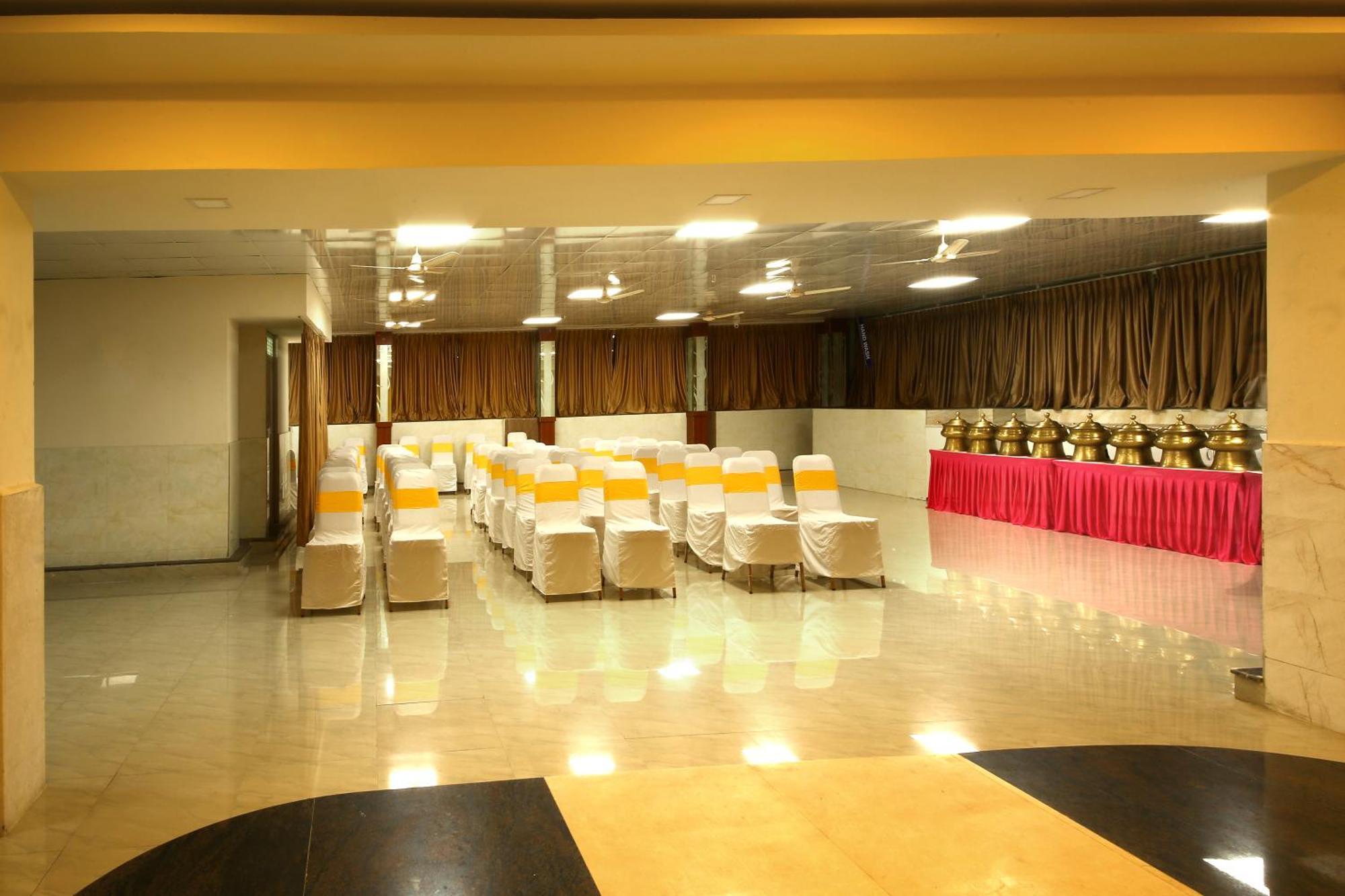 Royal Stay Bangalore Bagian luar foto