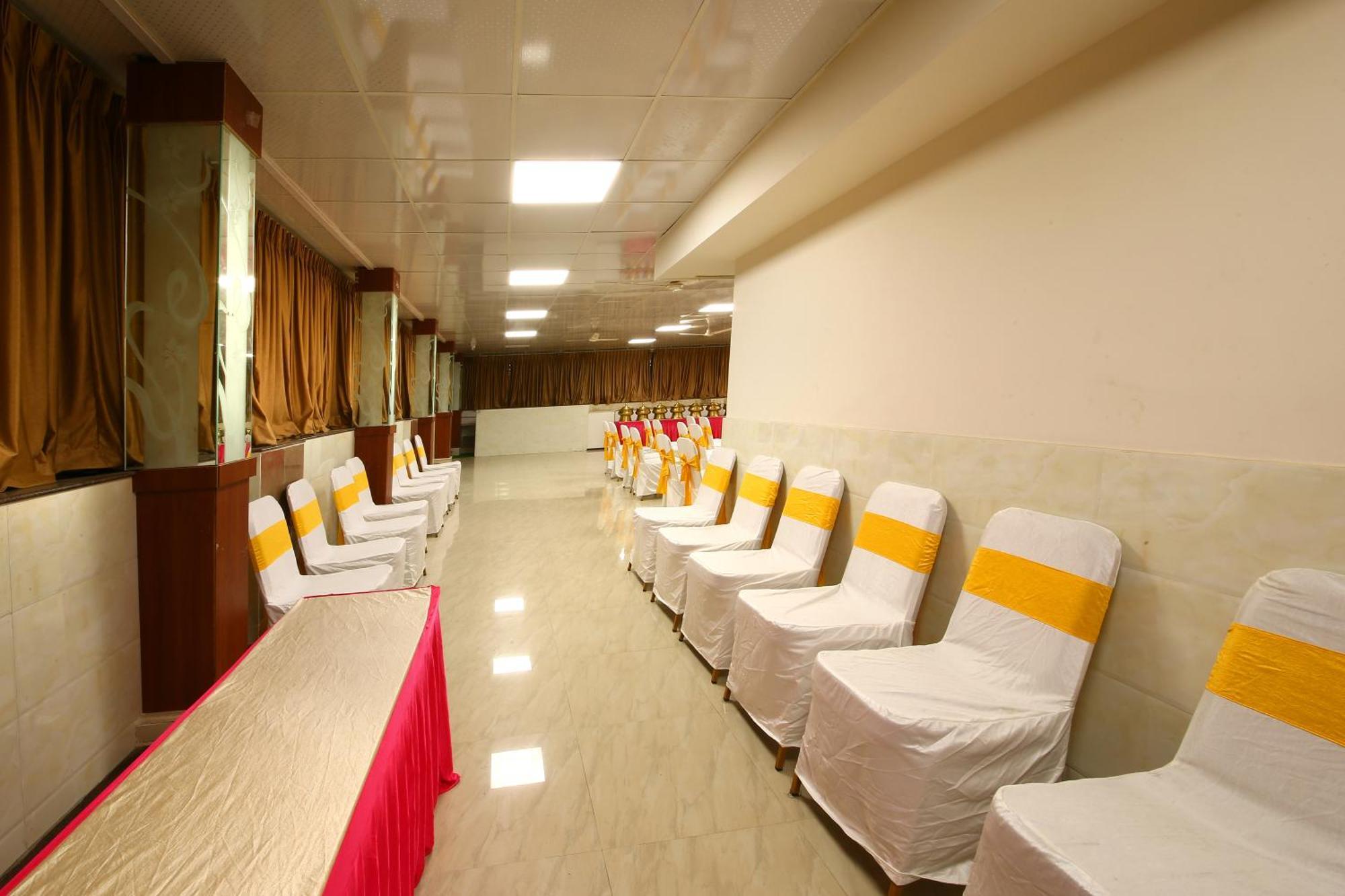 Royal Stay Bangalore Bagian luar foto