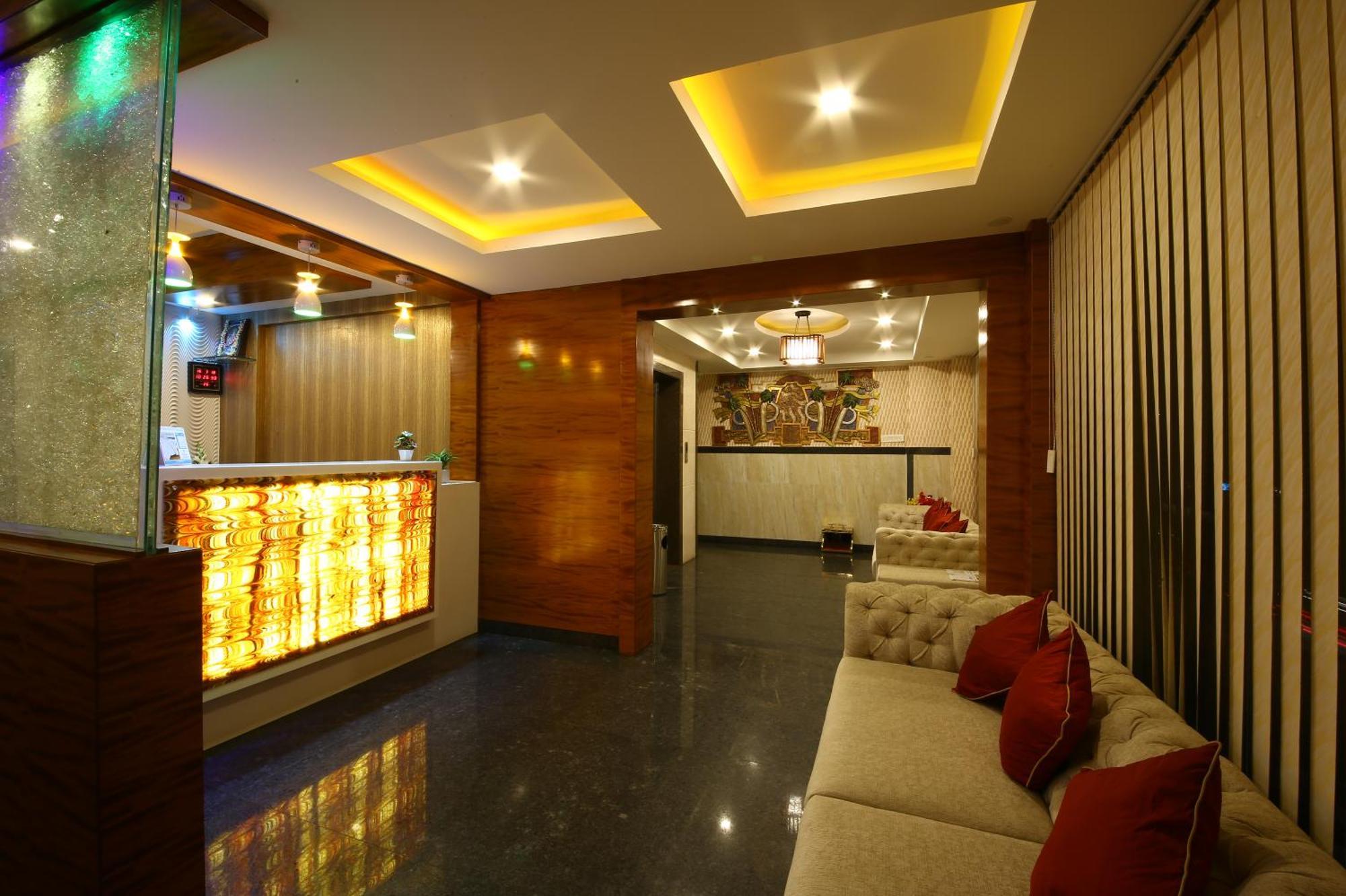 Royal Stay Bangalore Bagian luar foto